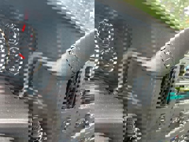 New 2025 Chevrolet Express 3500 w/ Power Convenience Package RWD image 15