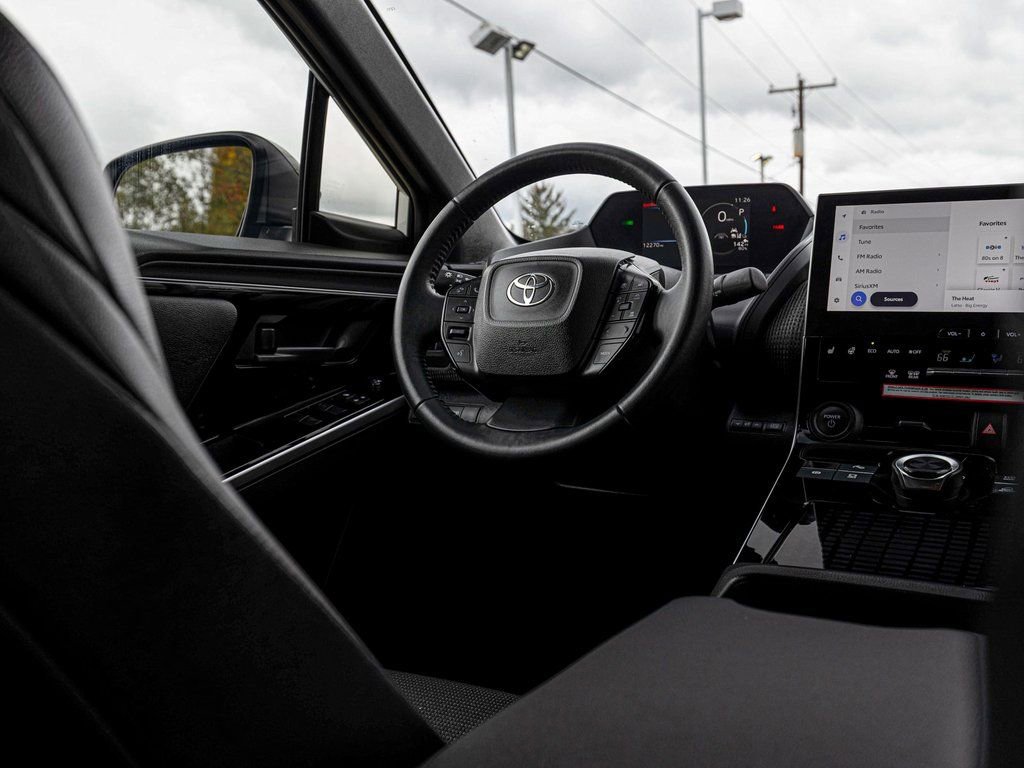 Used 2024 Toyota bZ4X XLE w/ Weather Package image 30