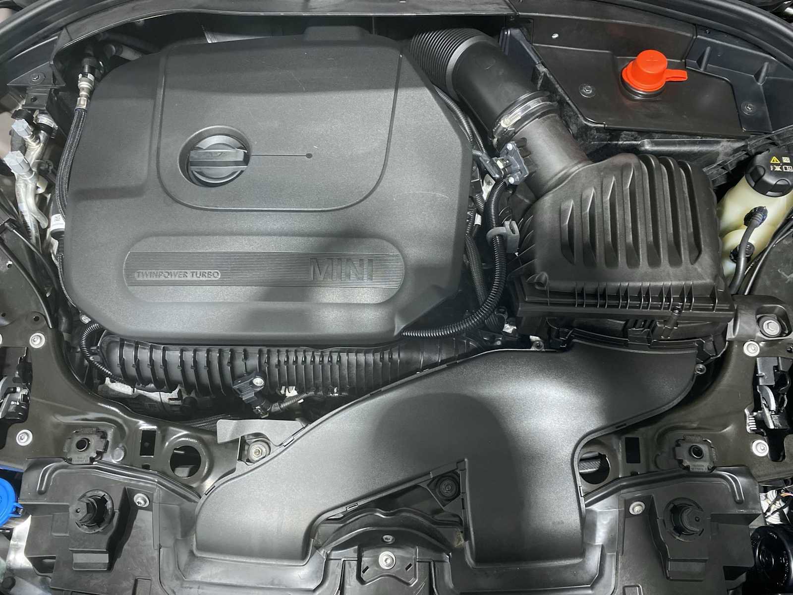 Used 2024 MINI Cooper Clubman S w/ Signature Upholstery Package image 9