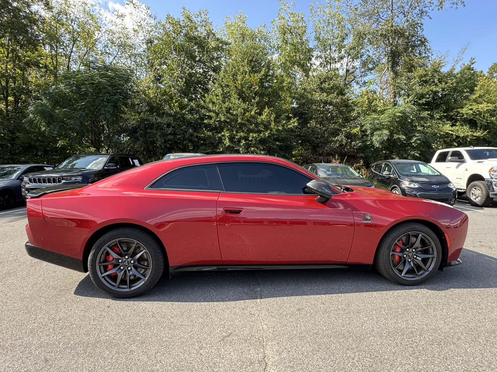 Used 2024 Dodge Charger Daytona Scat Pack w/ Plus Group AWD/4WD image 4