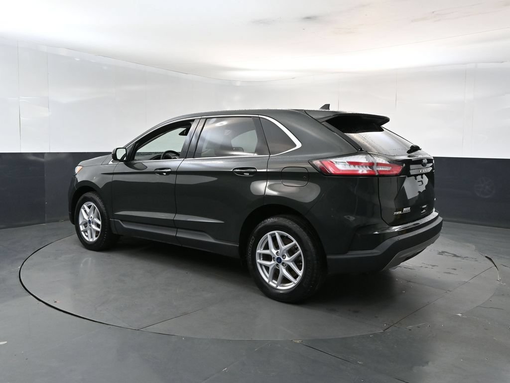 Used 2022 Ford Edge SEL w/ Convenience Package AWD/4WD image 3