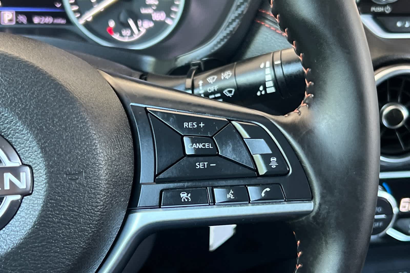 Used 2025 Nissan Sentra SR w/ Midnight Edition FWD image 25