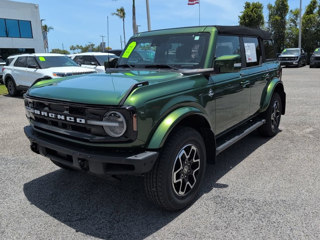 Used 2022 Ford Bronco Outer Banks AWD/4WD image 6