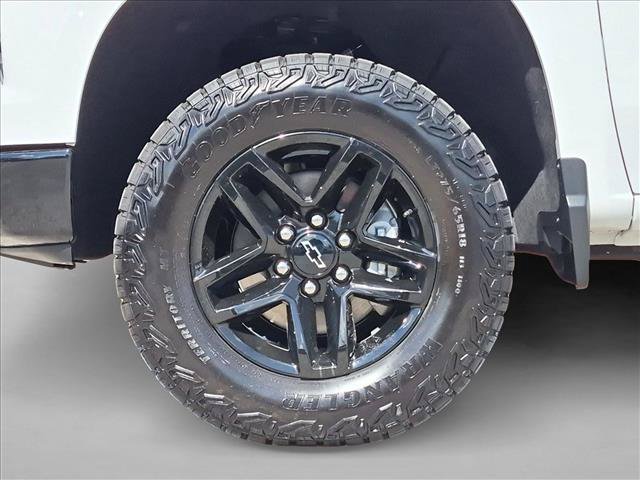 New 2026 Chevrolet Silverado 1500 Custom Trail Boss AWD/4WD image 10