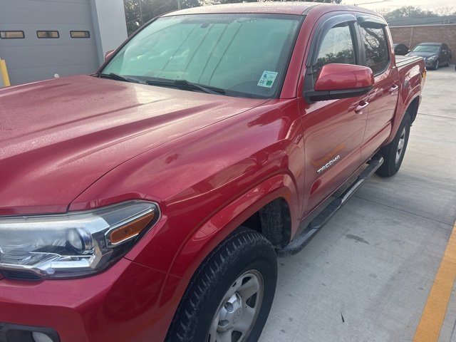Used 2016 Toyota Tacoma SR5 w/ Towing Package image 1