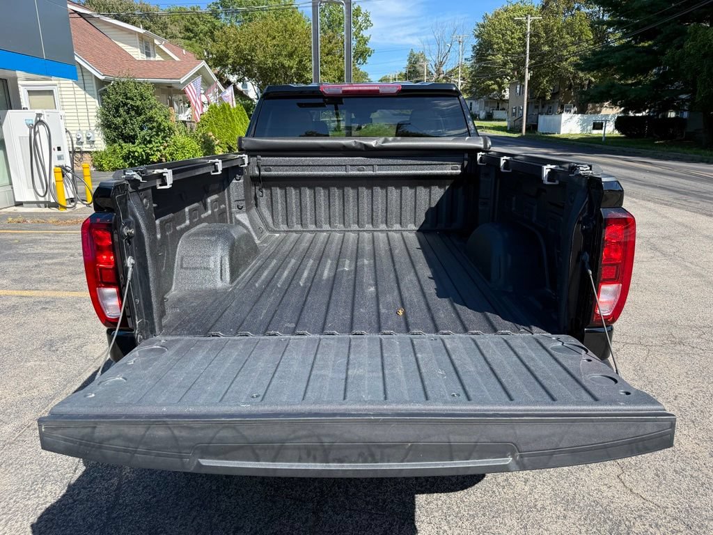 Used 2024 GMC Sierra 1500 Pro w/ Graphite Edition AWD/4WD image 29