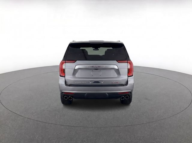 Used 2025 GMC Yukon XL Denali AWD/4WD image 7