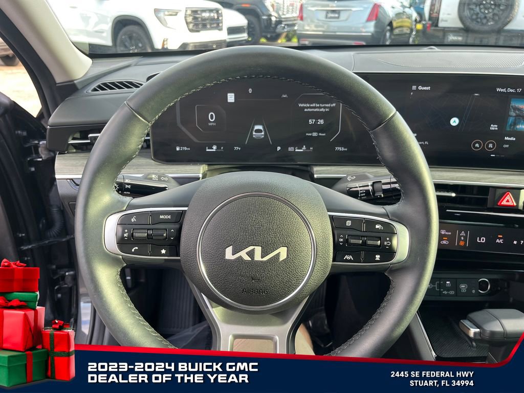 Used 2025 Kia K5 EX image 18