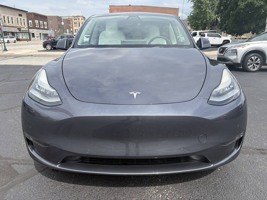 Used 2022 Tesla Model Y Long Range AWD/4WD image 8