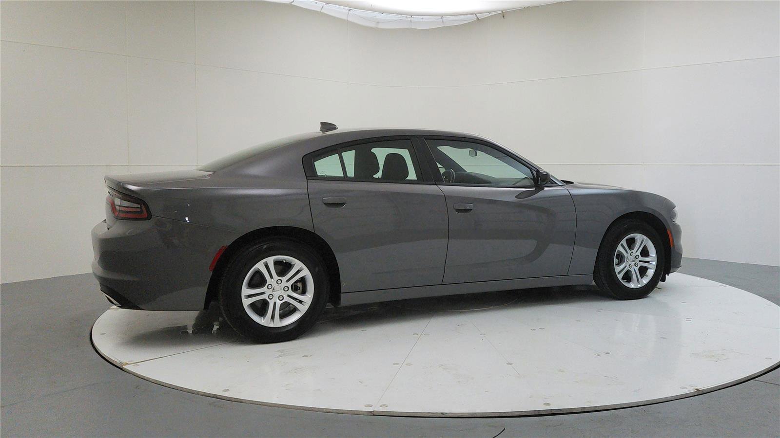 Used 2023 Dodge Charger SXT image 7