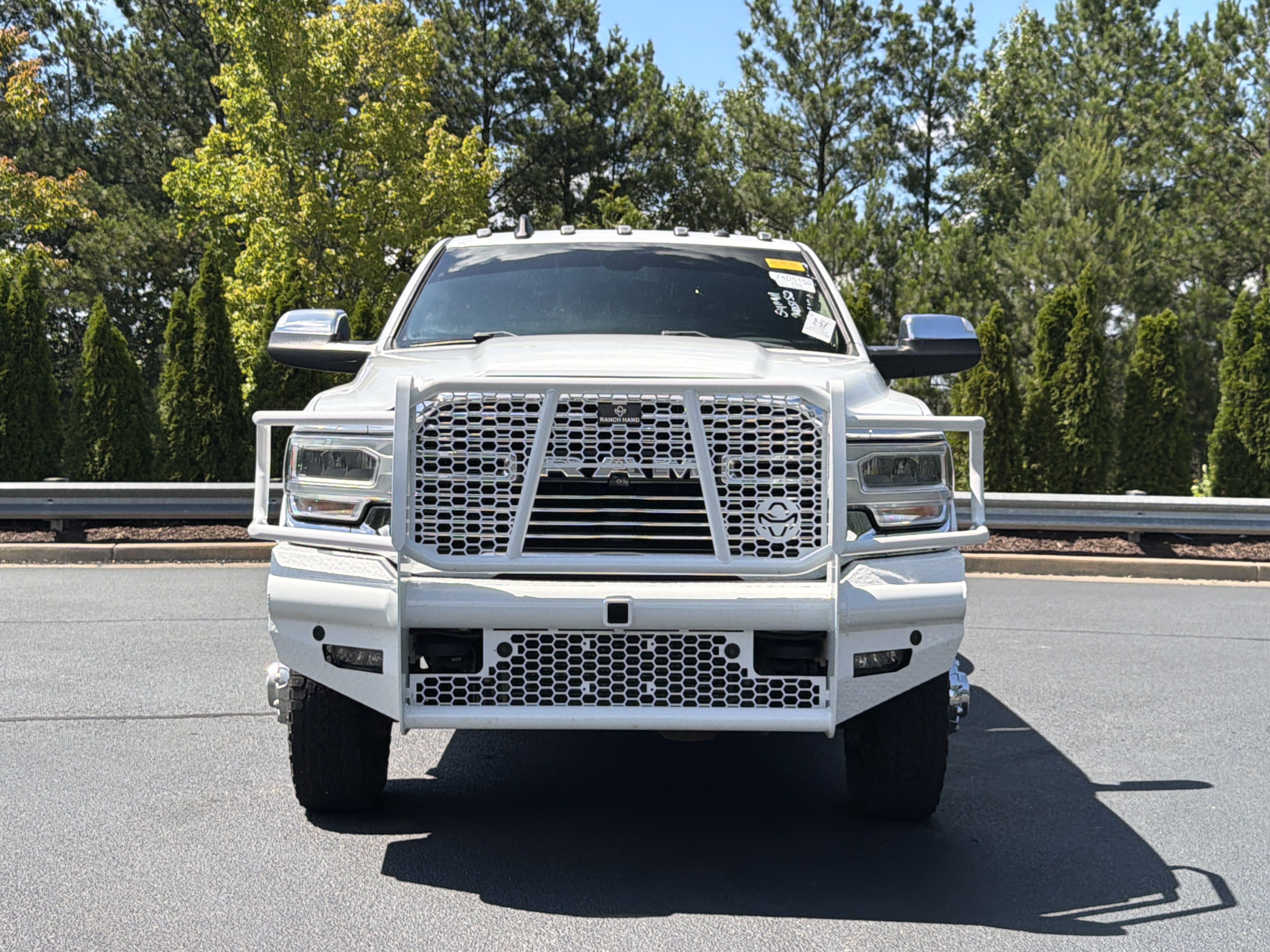 Used 2022 RAM 3500 Laramie AWD/4WD image 12
