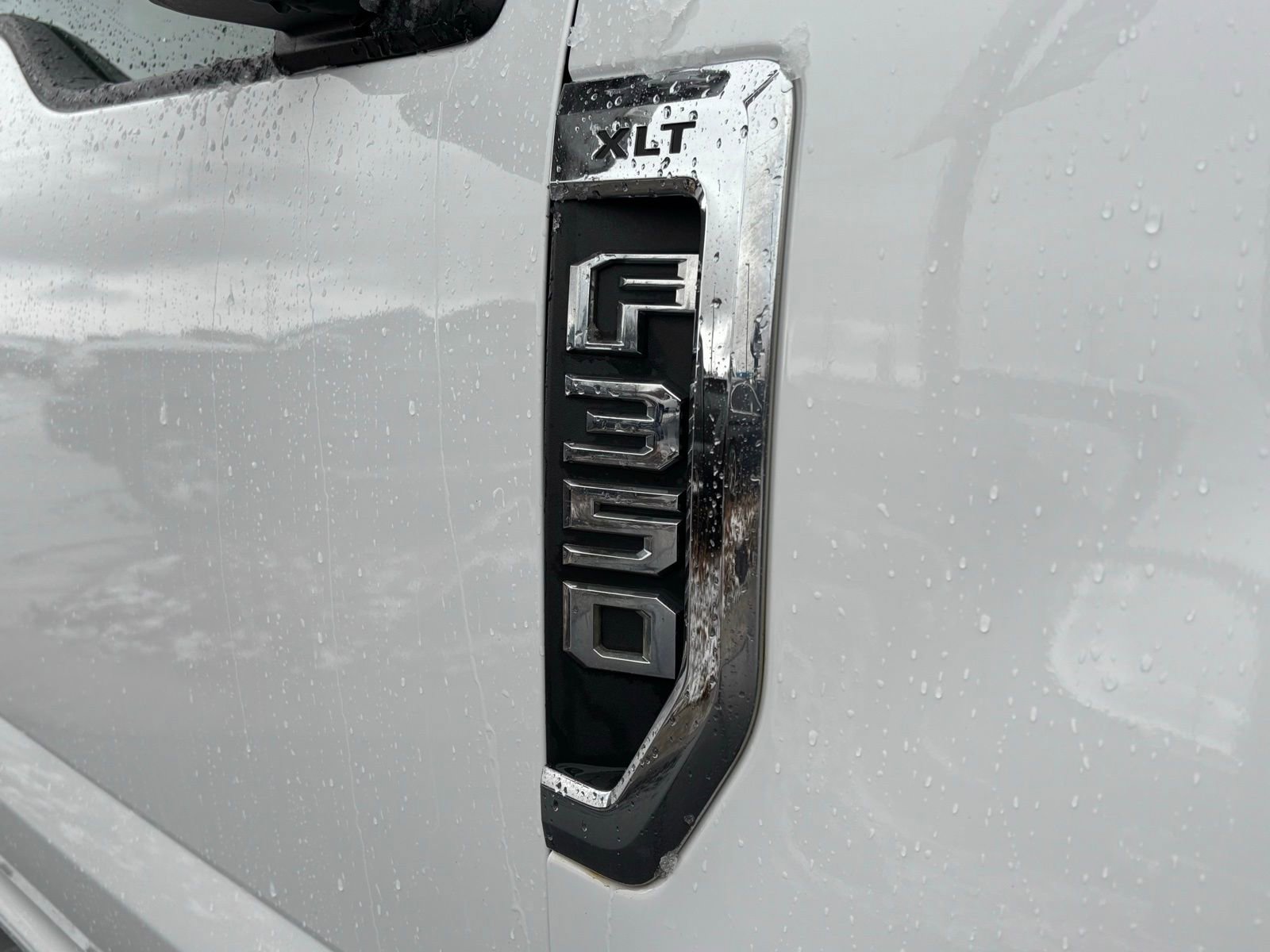 Used 2019 Ford F350 XLT w/ FX4 Off-Road Package AWD/4WD image 6