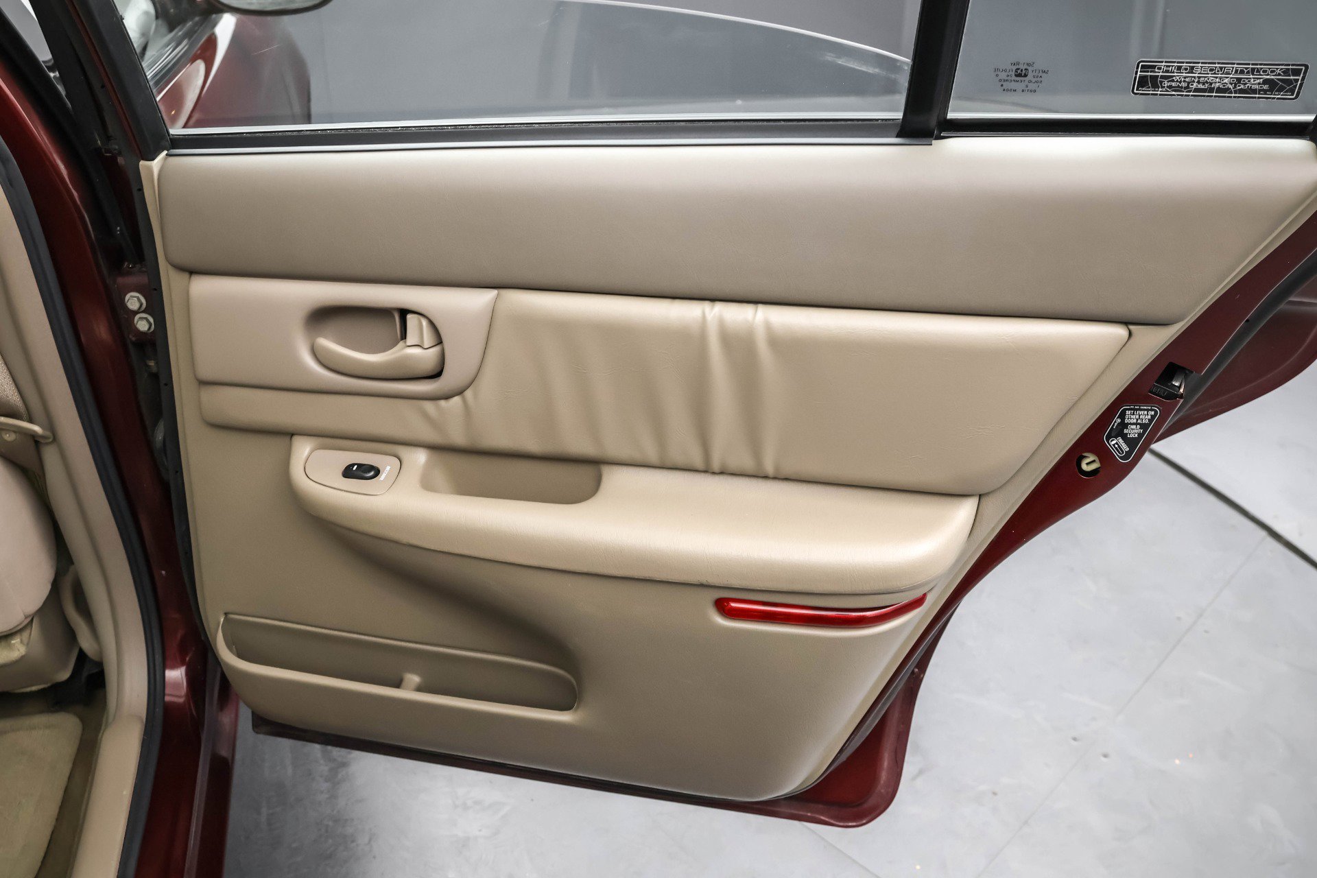 Used 2001 Buick Century Custom w/ Premium Pkg image 16