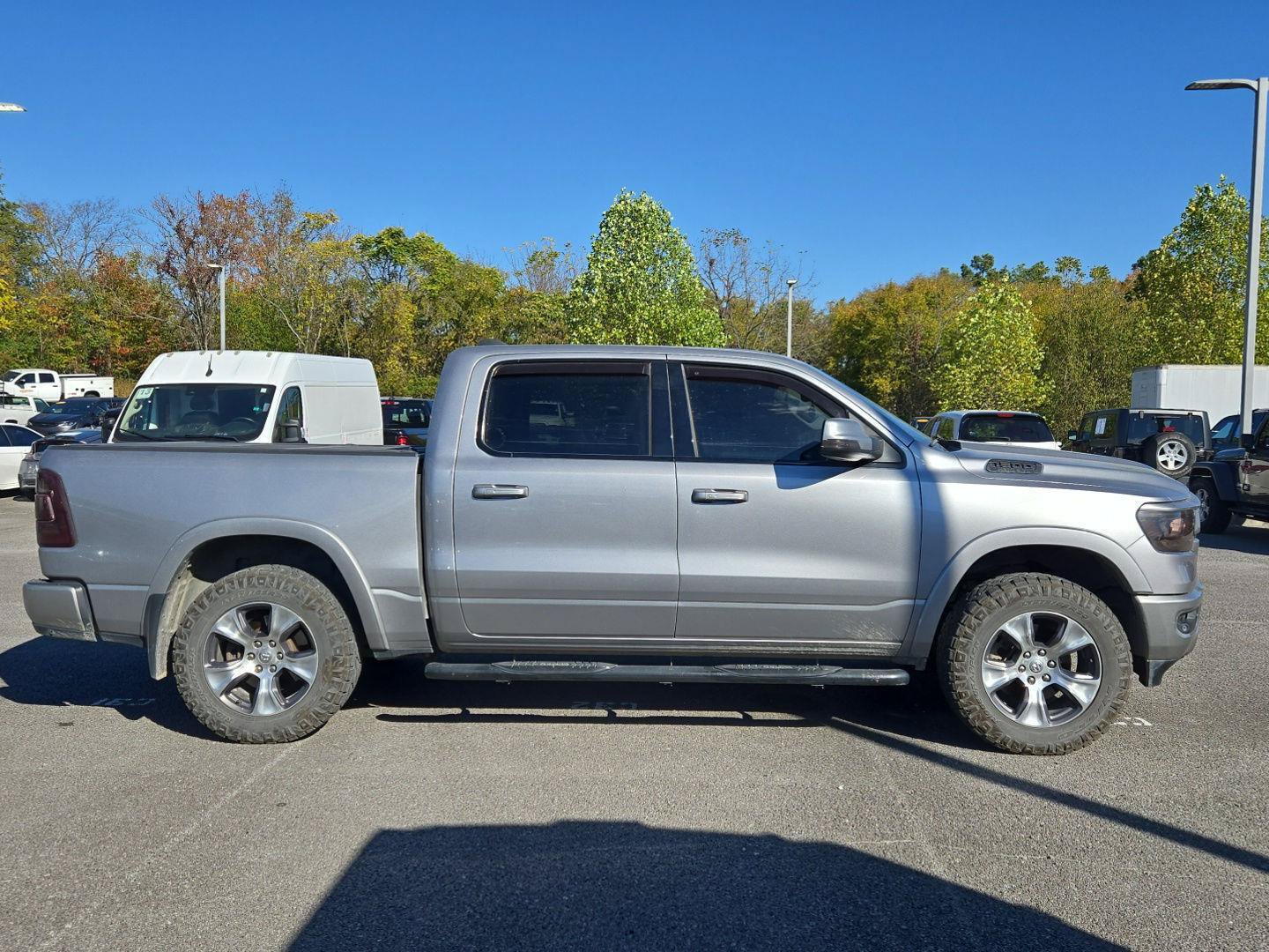 Used 2019 RAM 1500 Laramie AWD/4WD image 8