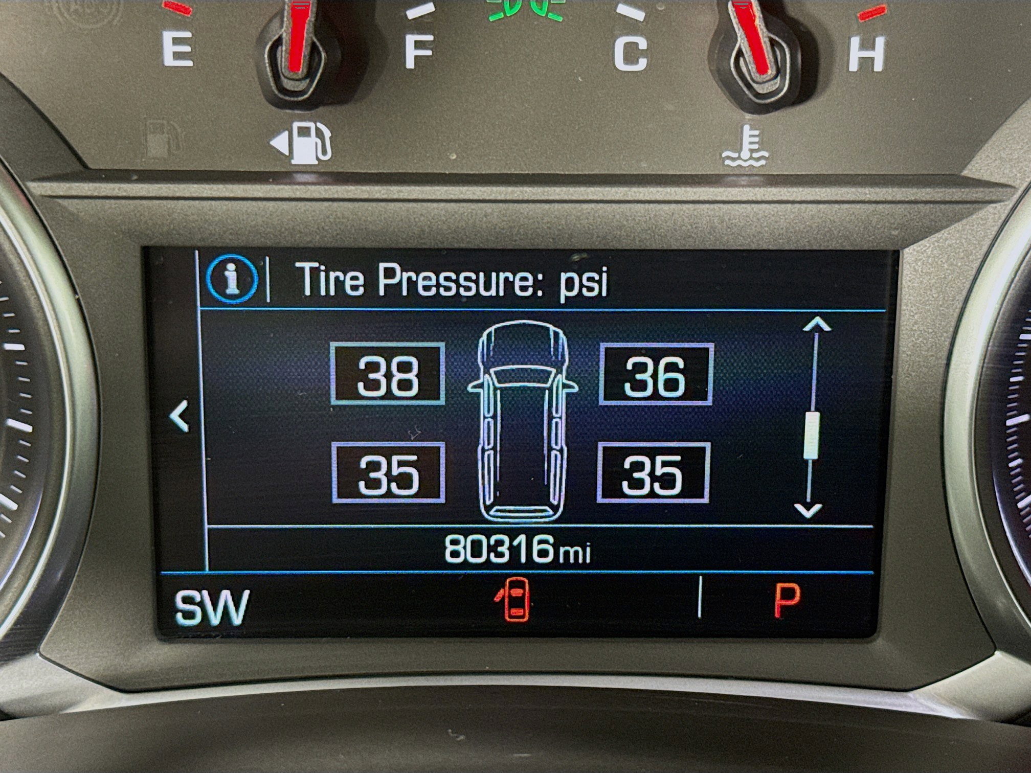 Used 2018 GMC Terrain SLE w/ Driver Convenience Package image 15