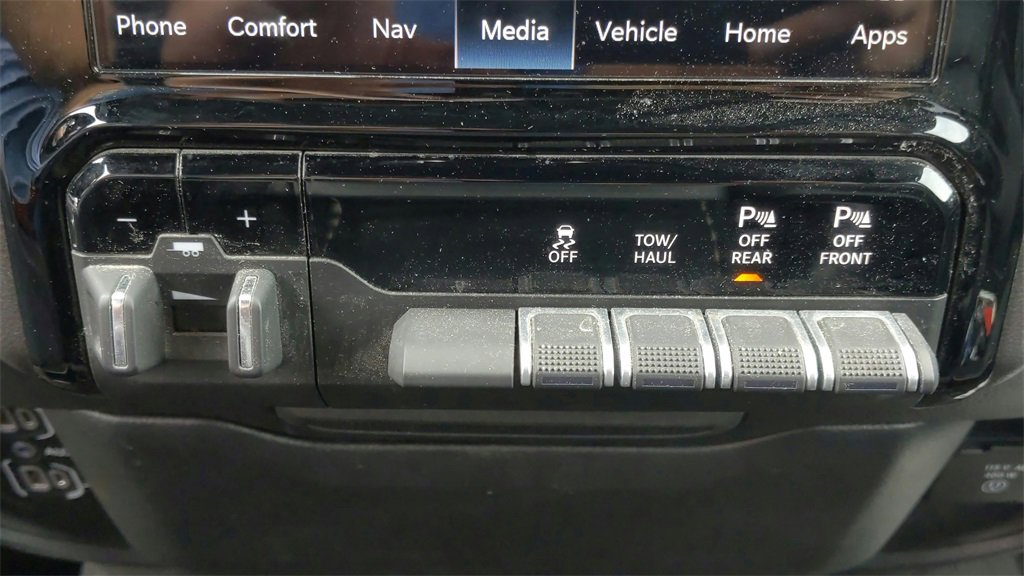 Used 2023 RAM 1500 Laramie image 27