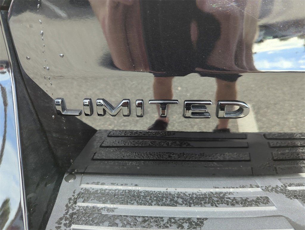 Used 2024 Ford Expedition Limited image 22