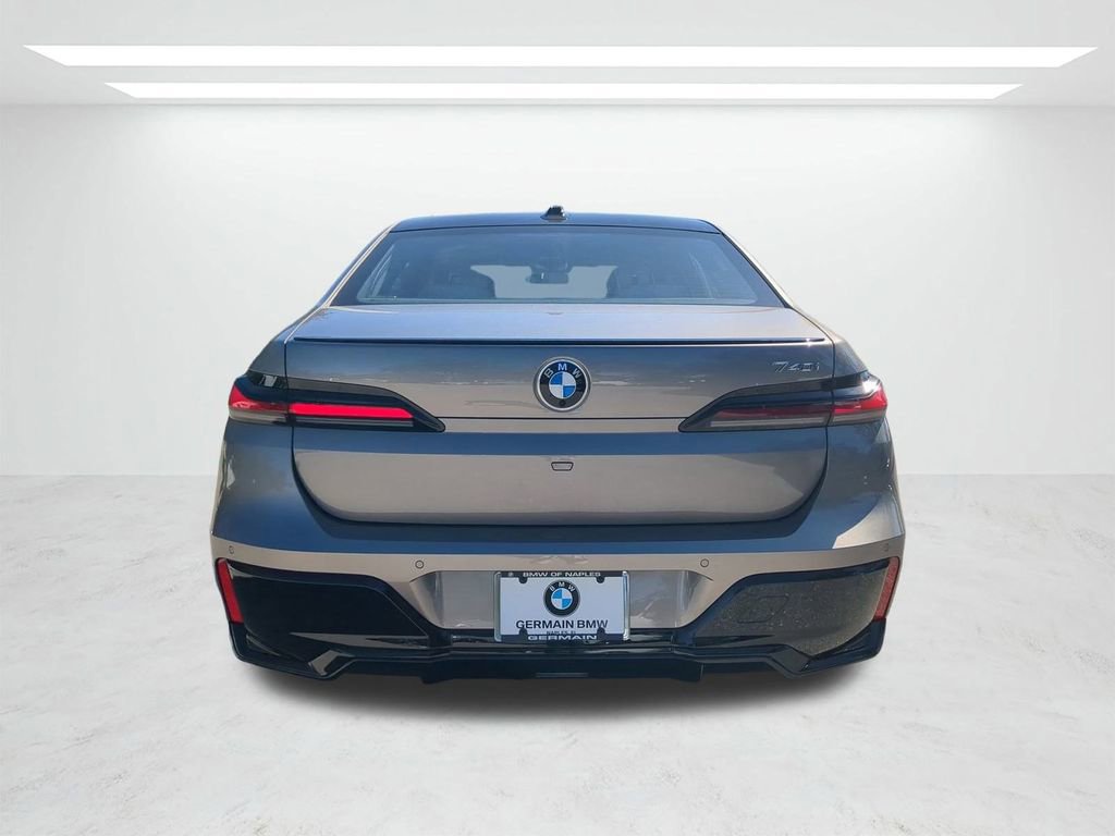 New 2026 BMW 740i w/ Premium Package image 5