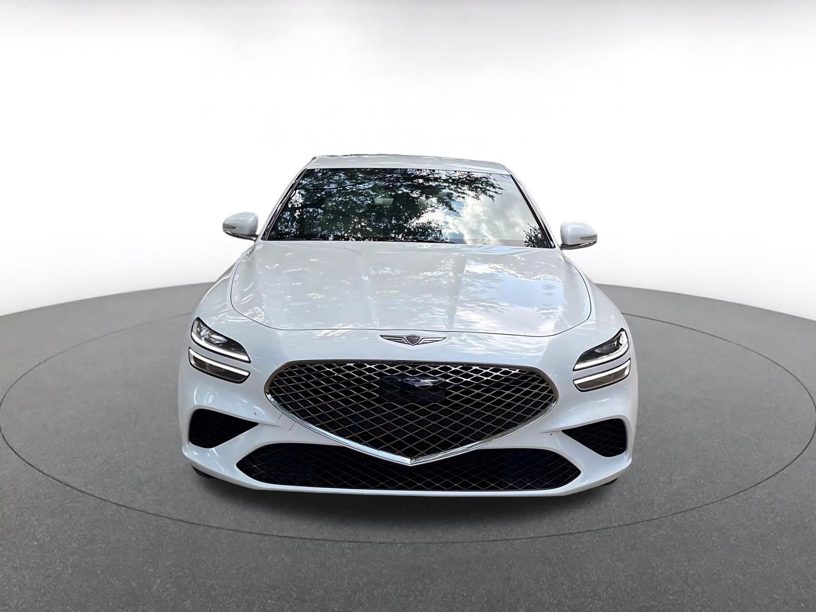 Used 2025 Genesis G70 2.5T AWD/4WD image 2