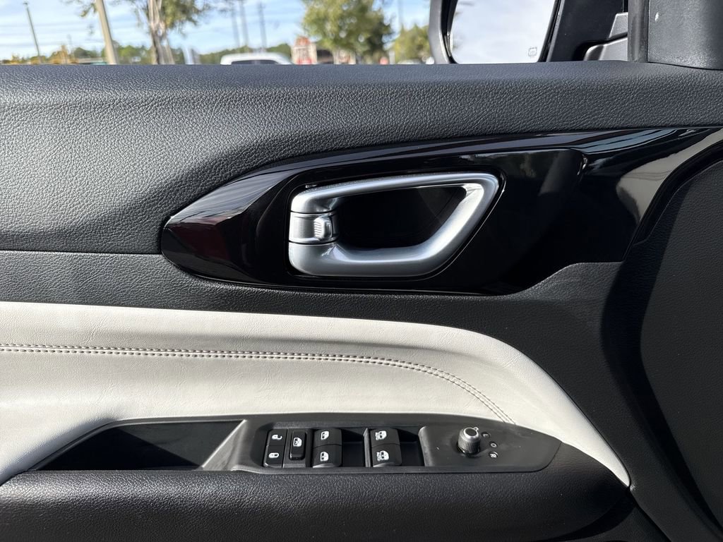 New 2026 Jeep Compass Limited w/ Sun, Sound & Navigation Group image 12