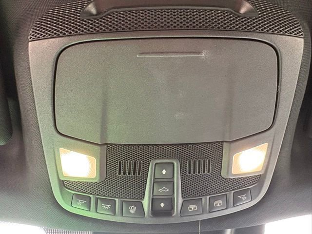 Used 2021 Ford Expedition Limited image 23