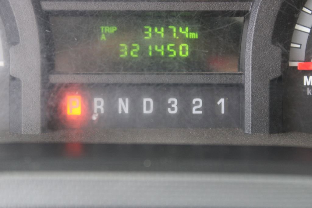 Used 2015 Ford E-350 and Econoline 350 Super Duty image 23