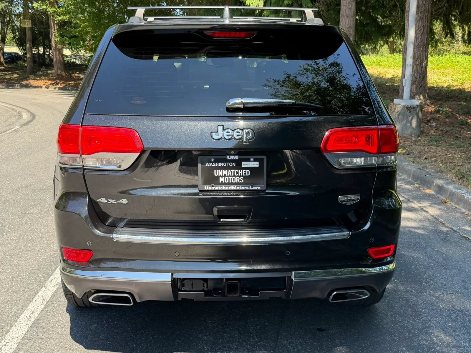 Used 2014 Jeep Grand Cherokee Summit AWD/4WD image 11
