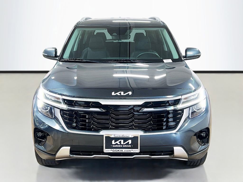 Certified 2024 Kia Seltos S image 2