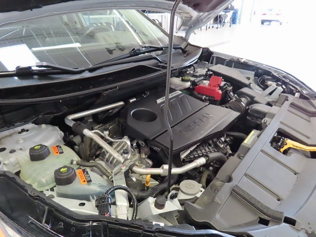 Used 2023 Nissan Rogue SV image 36