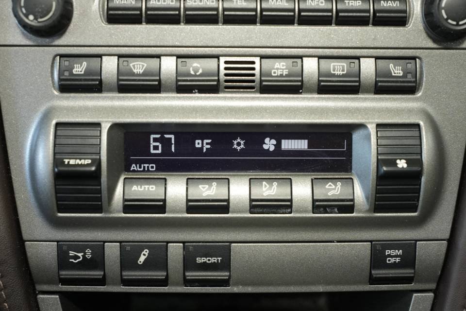 Used 2008 Porsche 911 Turbo image 19