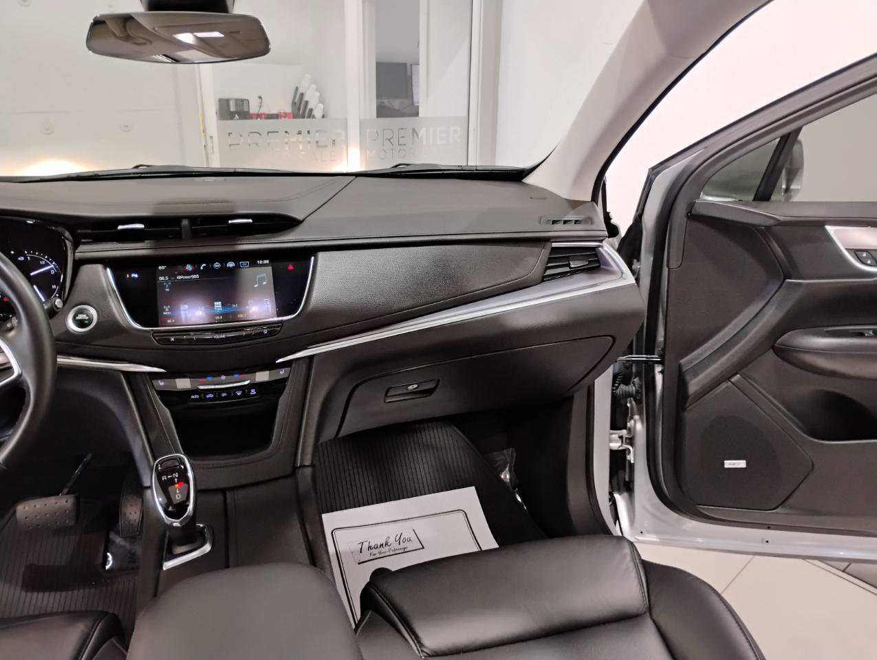 Used 2018 Cadillac XT5 Luxury w/ Driver Awareness Package image 27