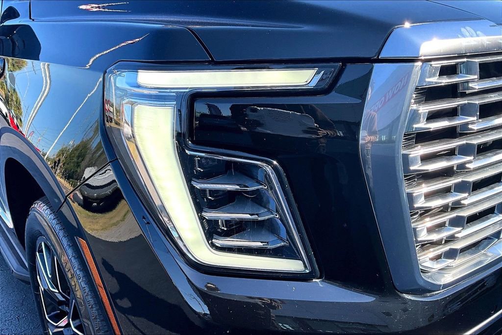 Used 2025 GMC Yukon Denali image 32