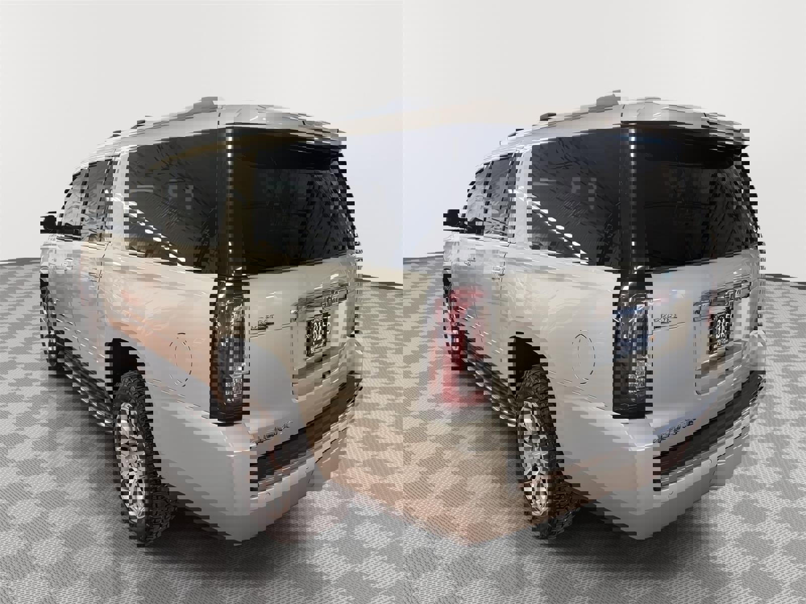 Used 2016 GMC Yukon XL Denali image 6