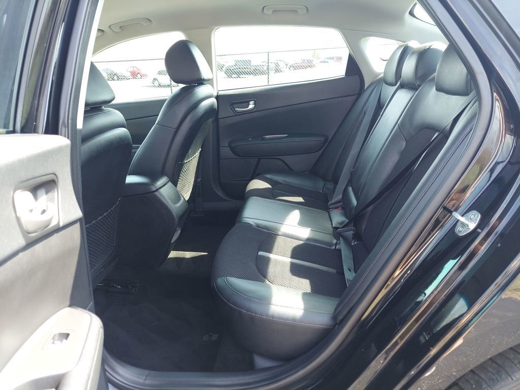 Used 2020 Kia Optima S image 27