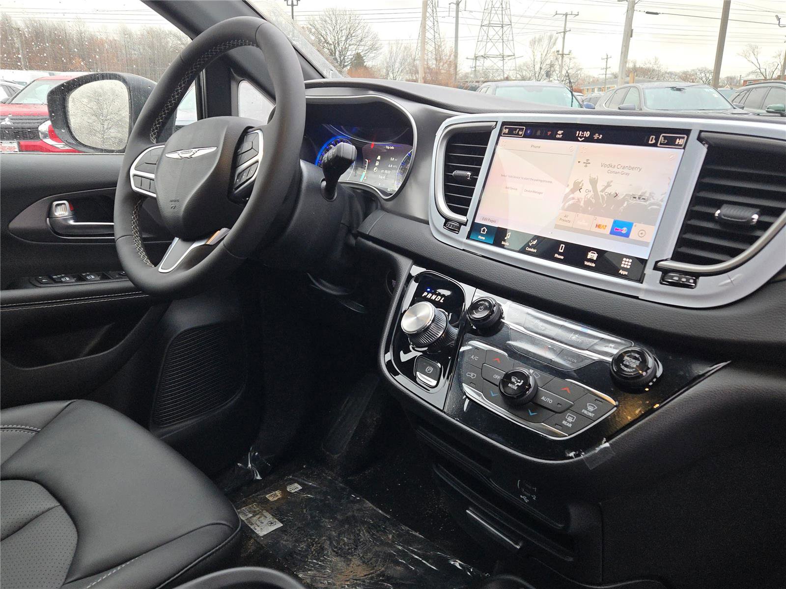 New 2026 Chrysler Voyager LX image 8