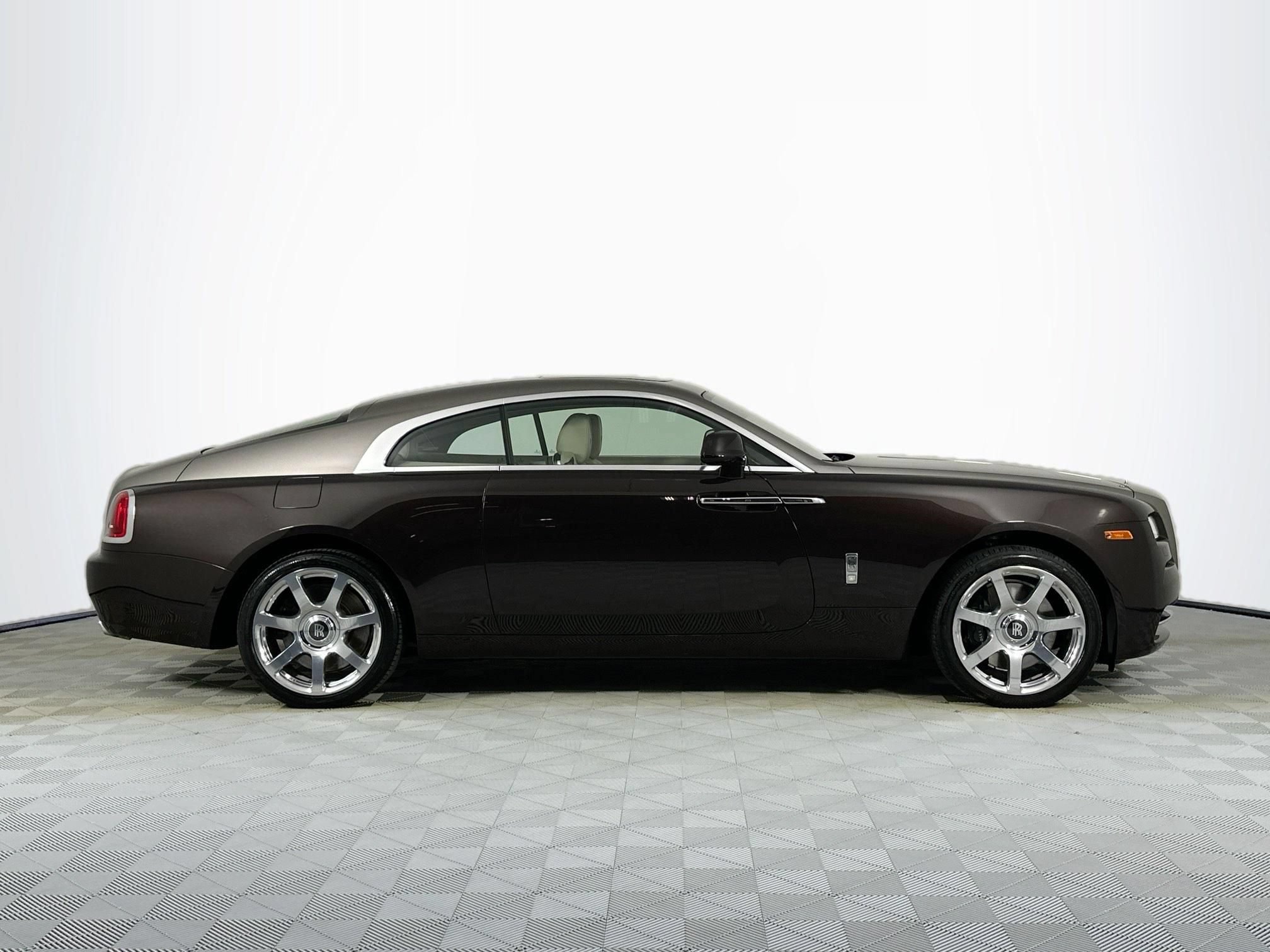 Certified 2015 Rolls-Royce Wraith RWD image 7
