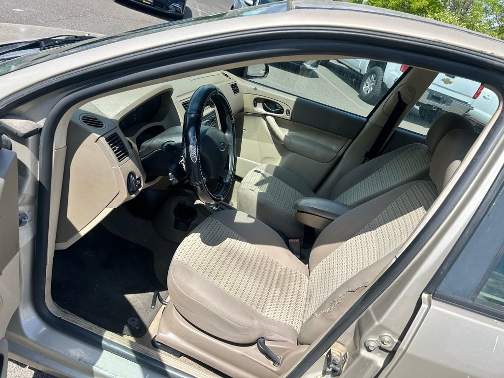 Used 2007 Ford Focus SE FWD image 10