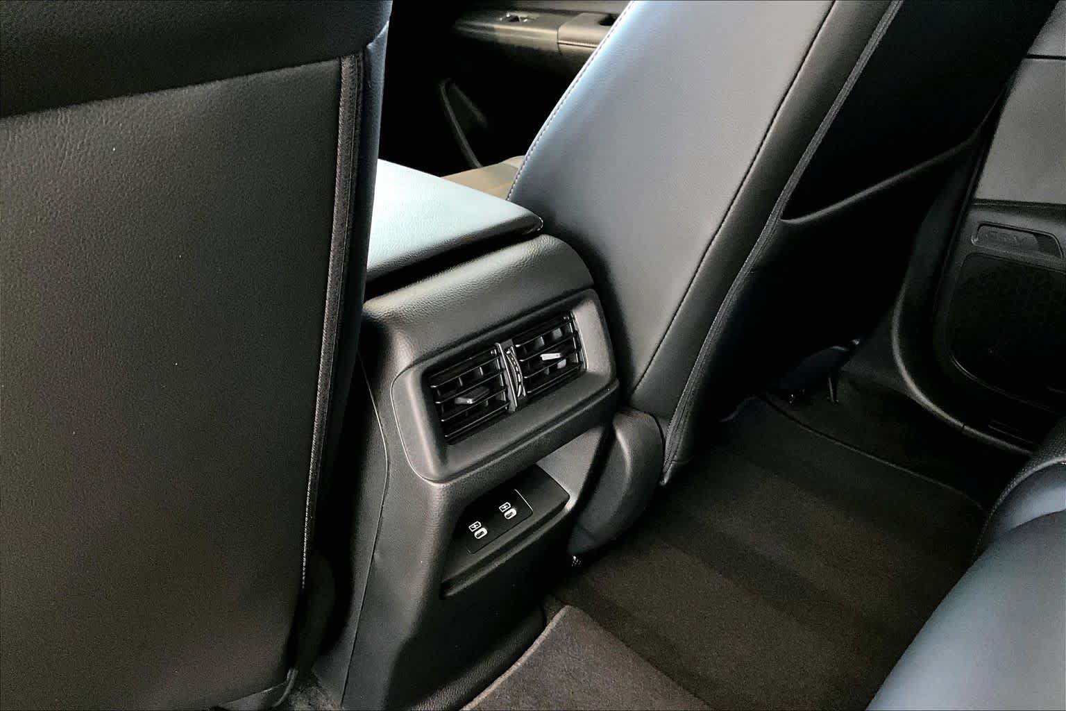 Used 2025 Honda CR-V Sport-L image 31