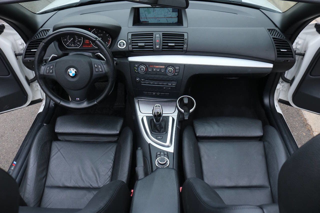 Used 2013 BMW 135i Convertible image 28