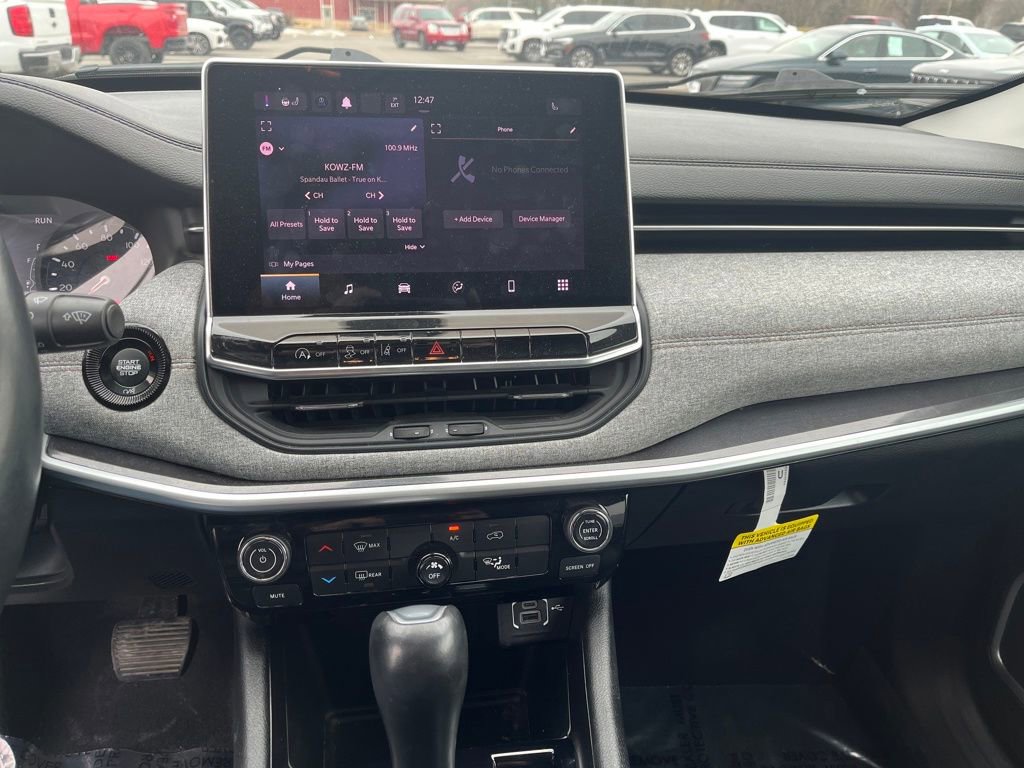 Used 2022 Jeep Compass Latitude image 18