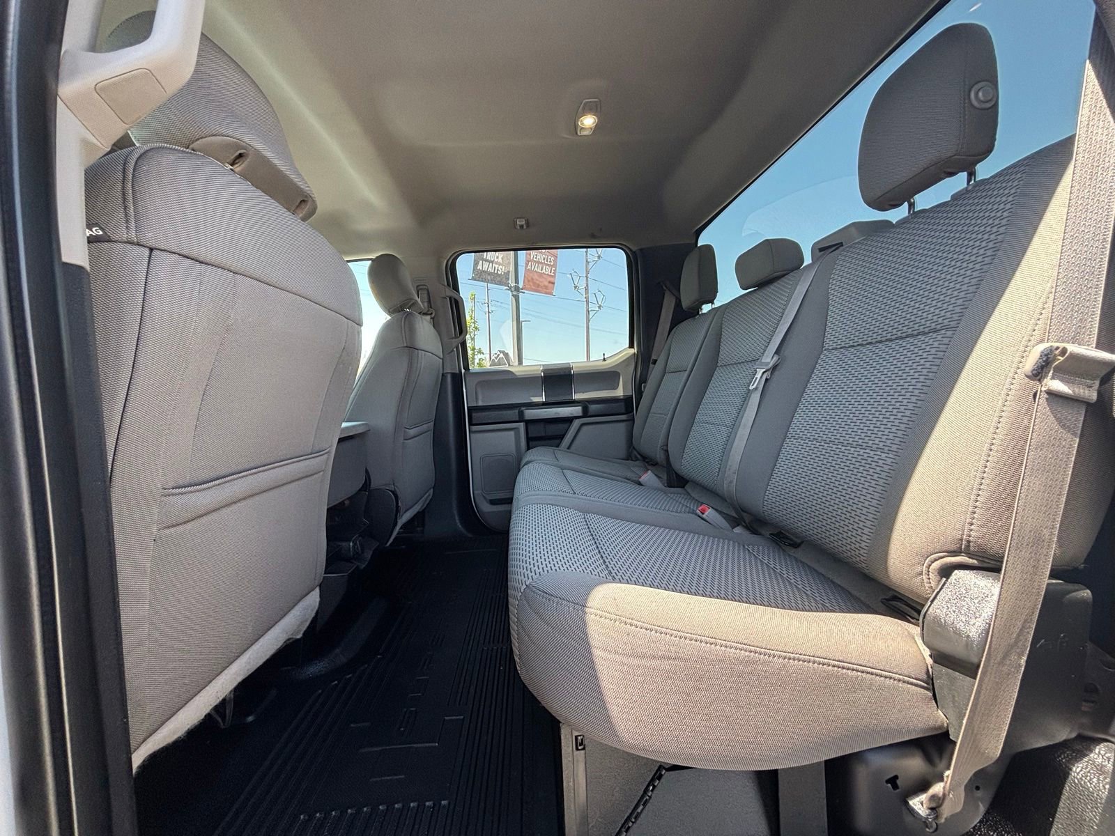 Used 2017 Ford F350 XLT w/ XLT Value Package AWD/4WD image 21