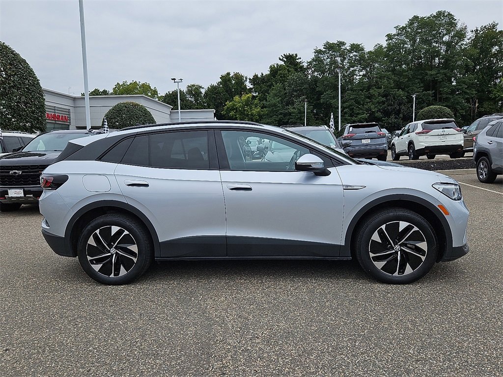 Used 2022 Volkswagen ID.4 Pro image 8