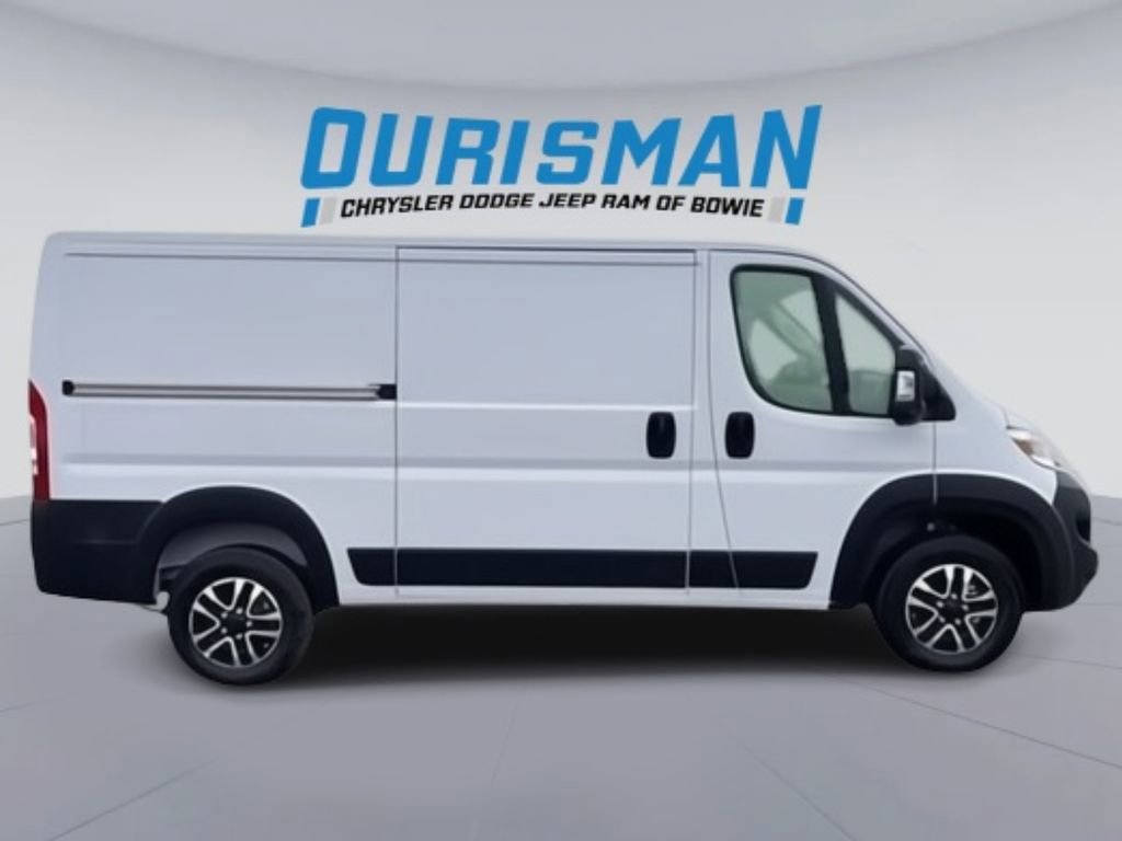 New 2025 RAM ProMaster 3500 w/ Quick Order Package 22G SLT image 2