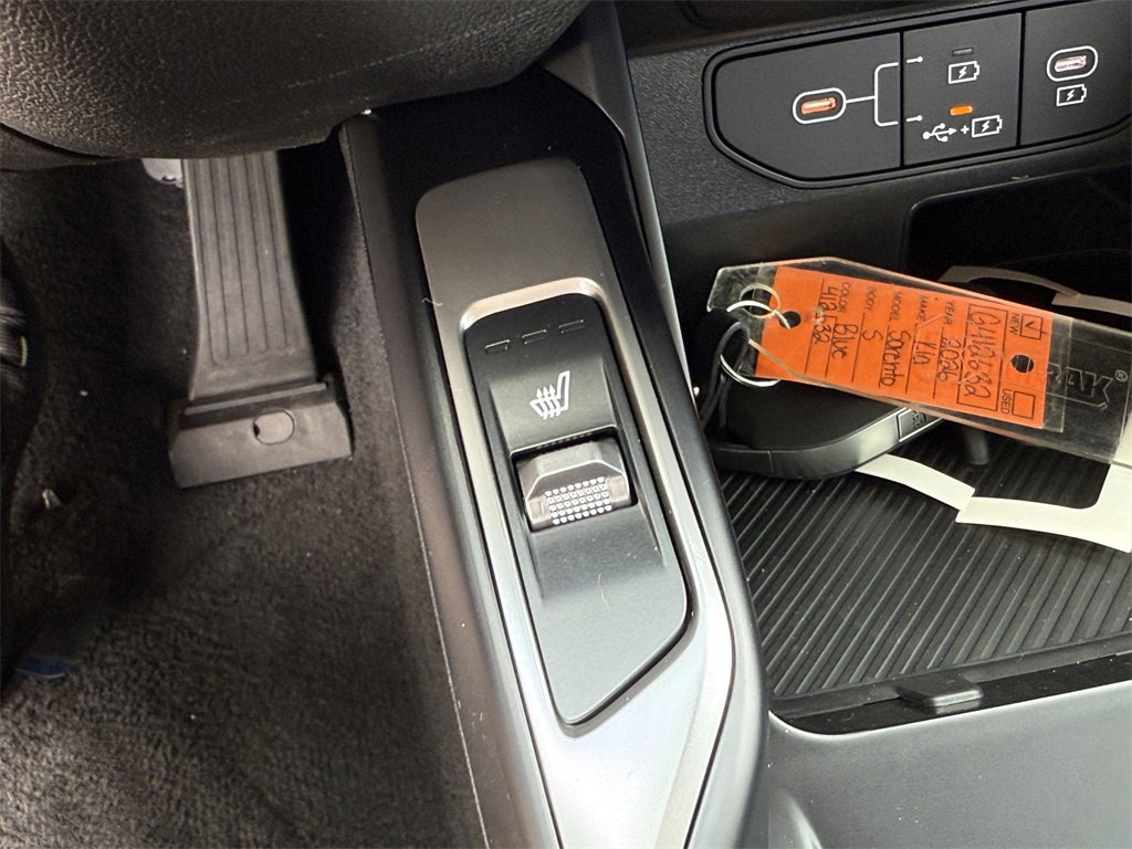 New 2026 Kia Sorento S w/ S Panoramic Sunroof Package image 25