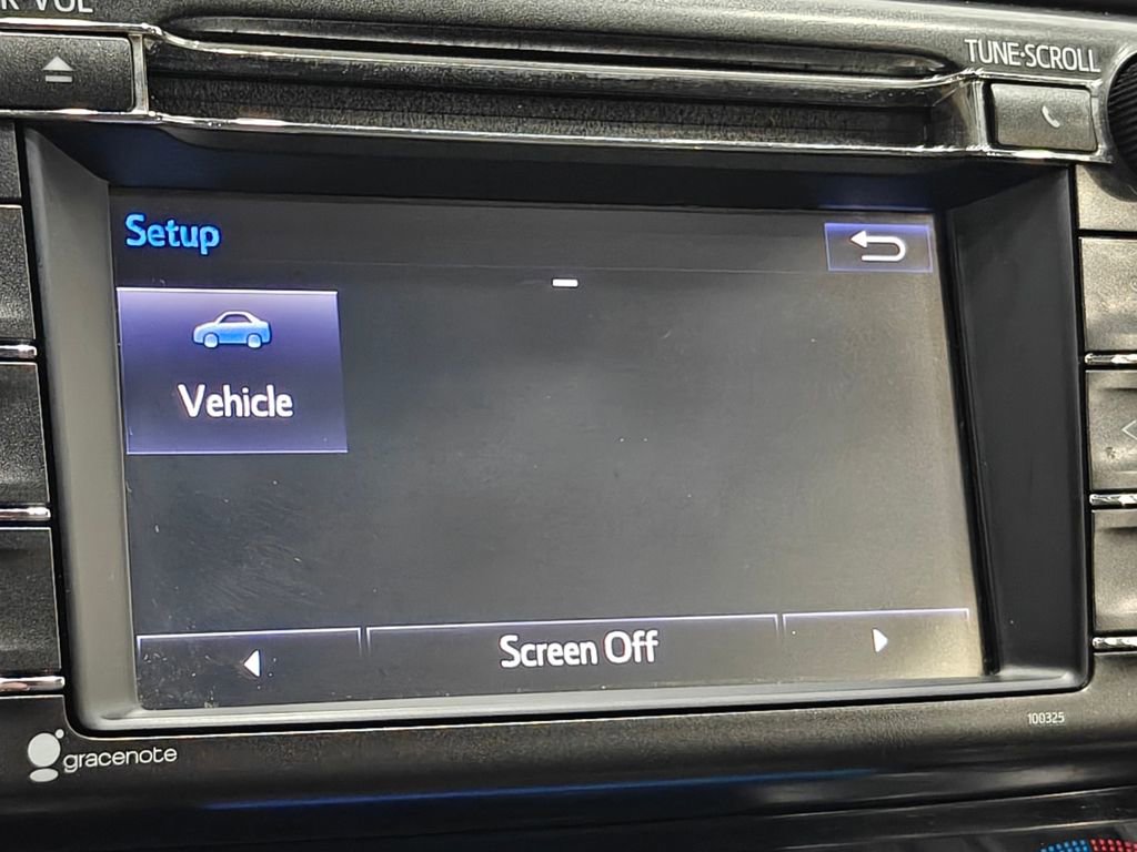 Used 2015 Toyota RAV4 XLE AWD/4WD image 30