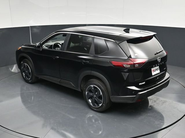 Used 2025 Nissan Rogue SV AWD/4WD image 49