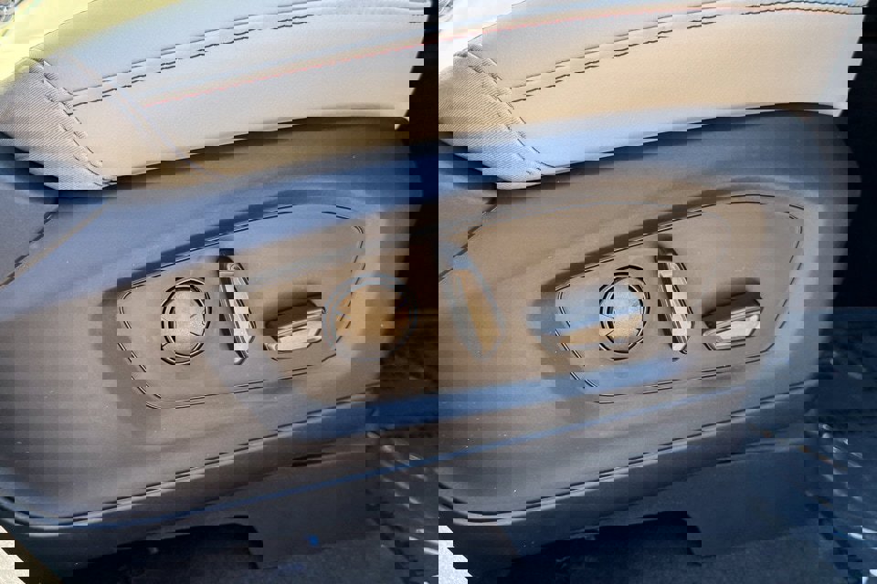 New 2025 Ford Explorer Active w/ Active Comfort Package image 12