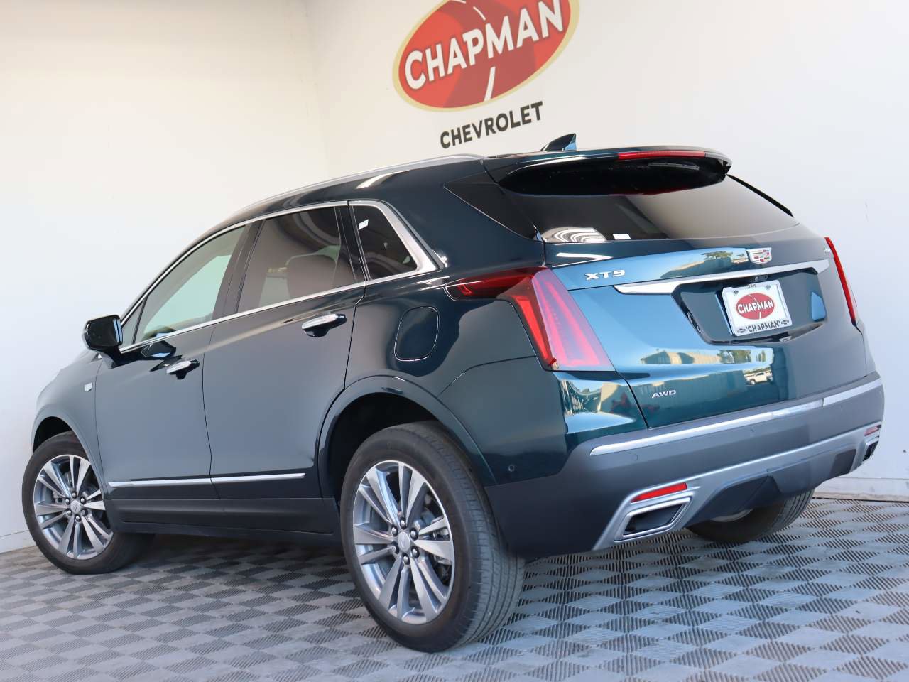 Certified 2024 Cadillac XT5 Premium Luxury w/ Platinum Package AWD/4WD image 4