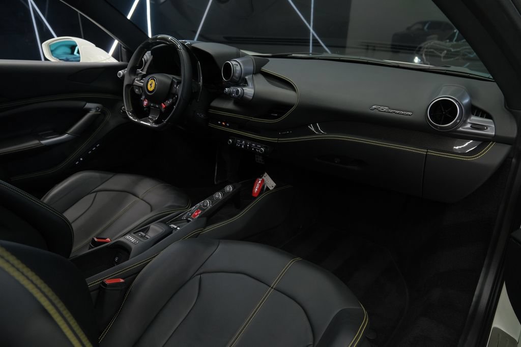 Used 2022 Ferrari F8 Tributo RWD image 32
