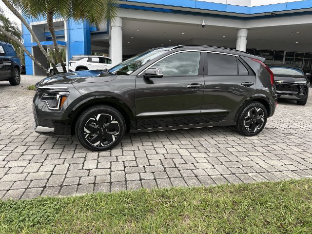 Used 2024 Kia Niro Wind FWD image 31